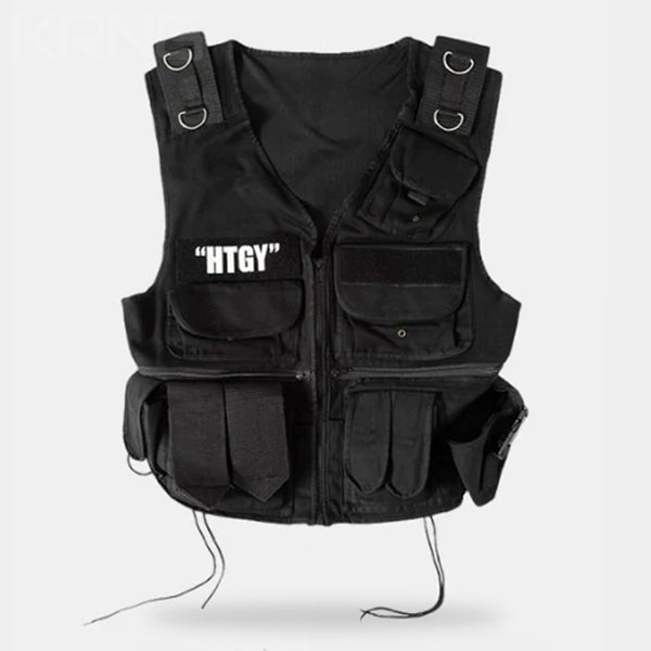 techwear-utility-vest